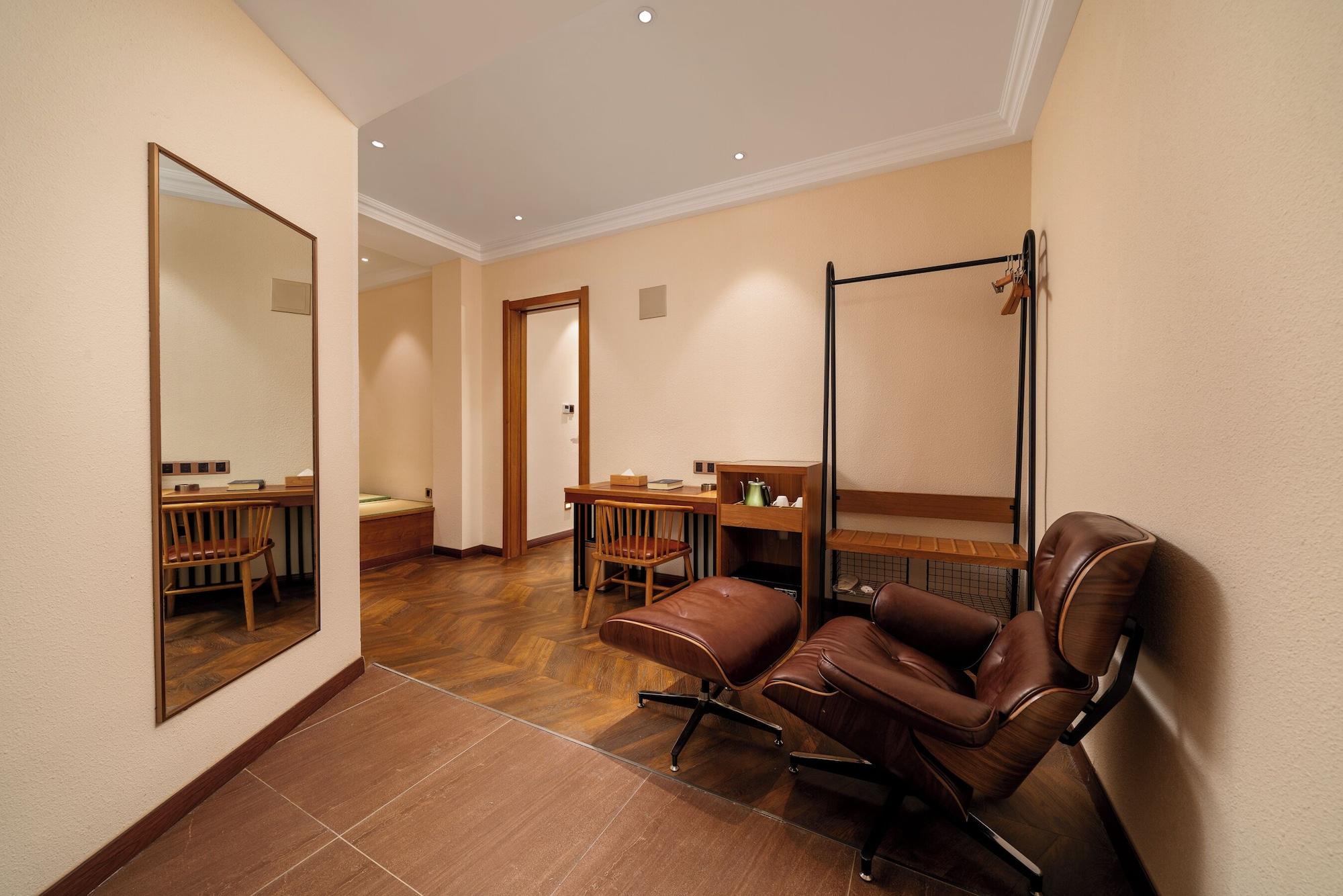 Spa ELITE James Joyce Coffetel Hotel Guangzhou Pedestrian Street Beijing Lu Metro Station Branch - Free Deliver Service to Canton Fair Complex During Canton Fair Period
