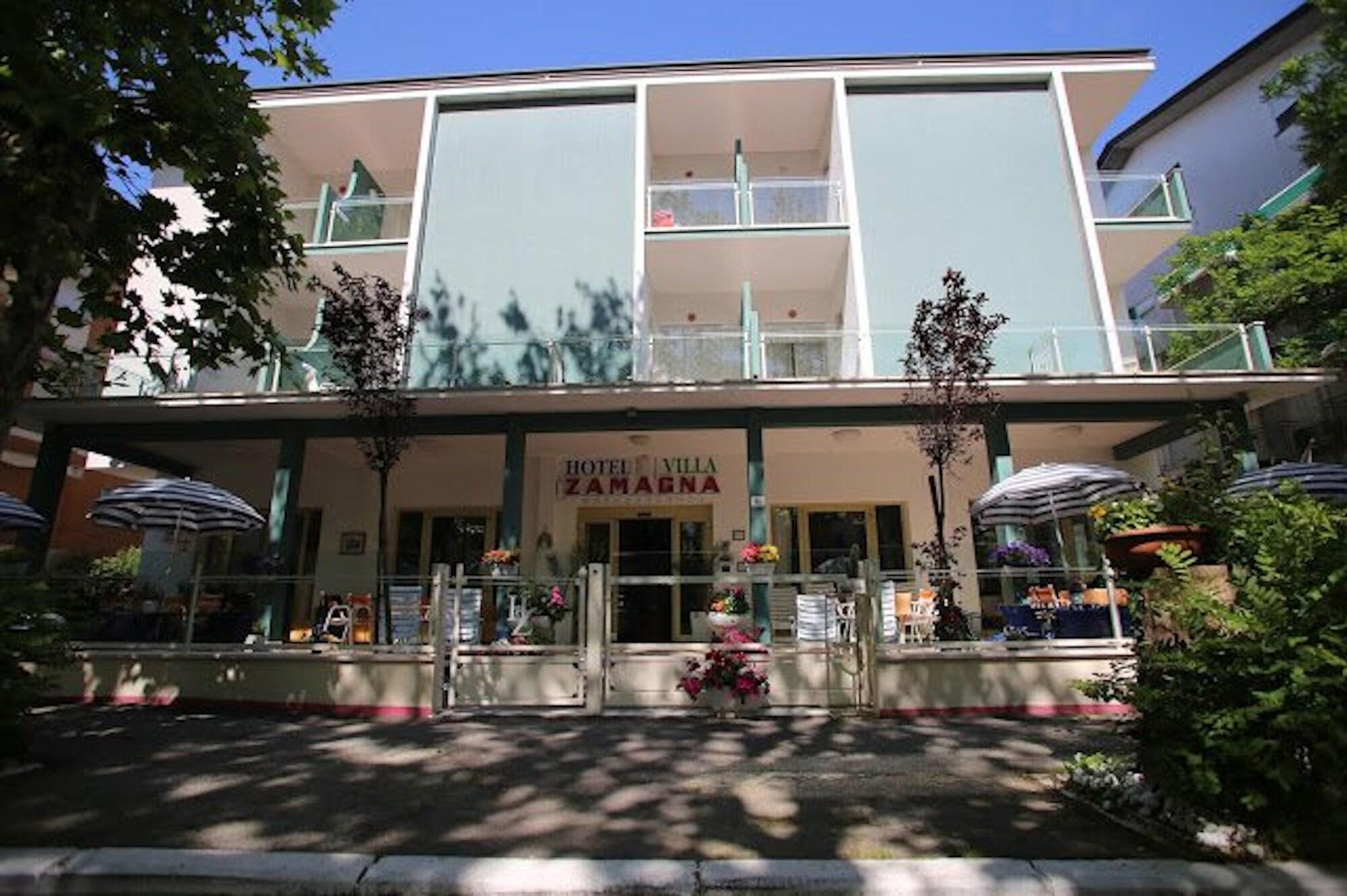 Vista Exterior Hotel Zamagna