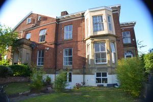 Alojamiento - Queens Guesthouse Manchester