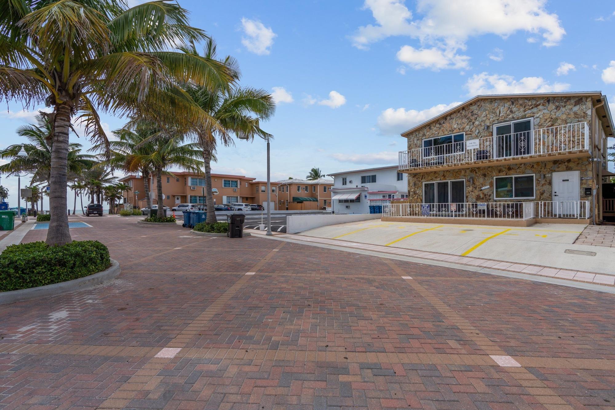 Vista Exterior The Tel