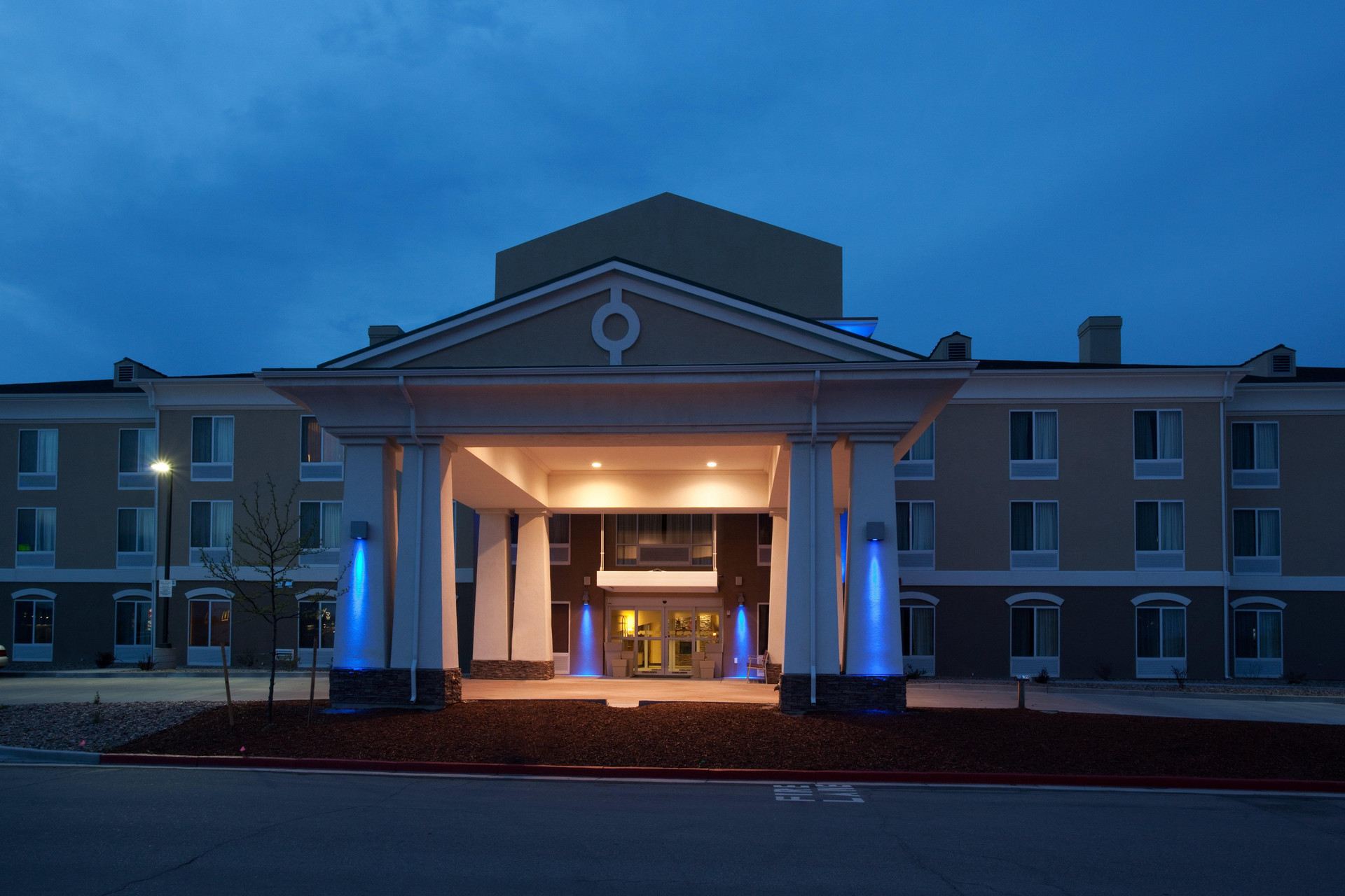 Vista Exterior Holiday Inn Express Hotel & Suites LAMAR by IHG