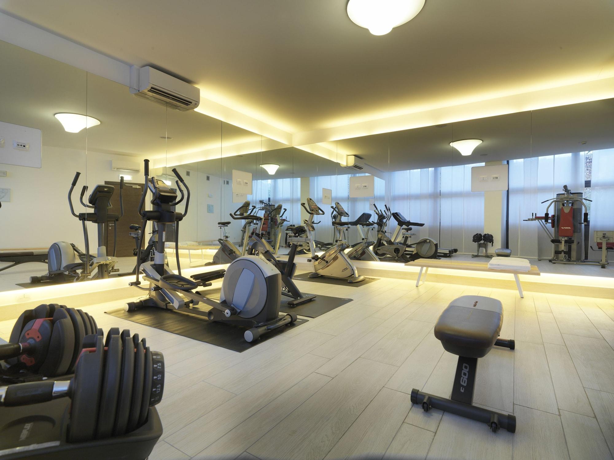 Gimnasio DB HOTEL VERONA, AIRPORT CONGRESS & SPA