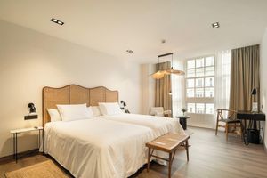 Alojamiento - Hotel Sercotel EsteOeste