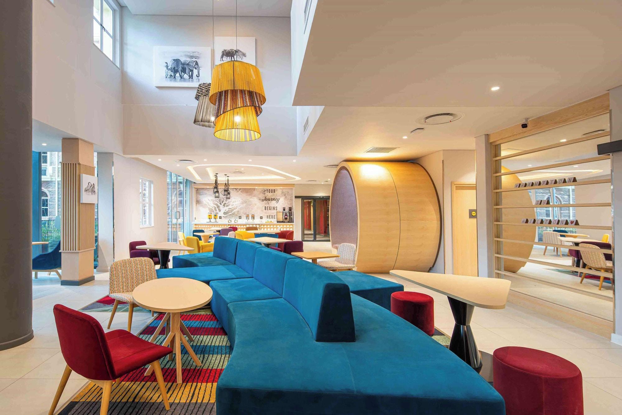 Restaurant Hampton By Hilton Sandton Grayston