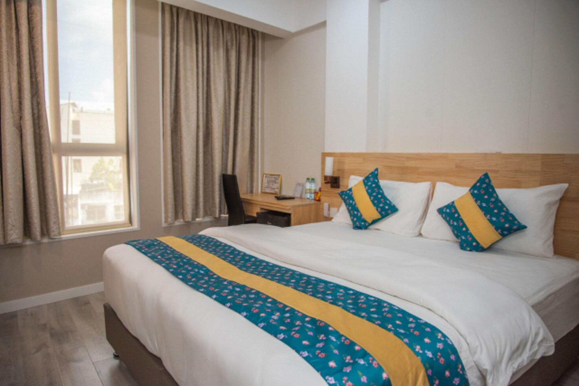 Varios TOURIST INN GRAND