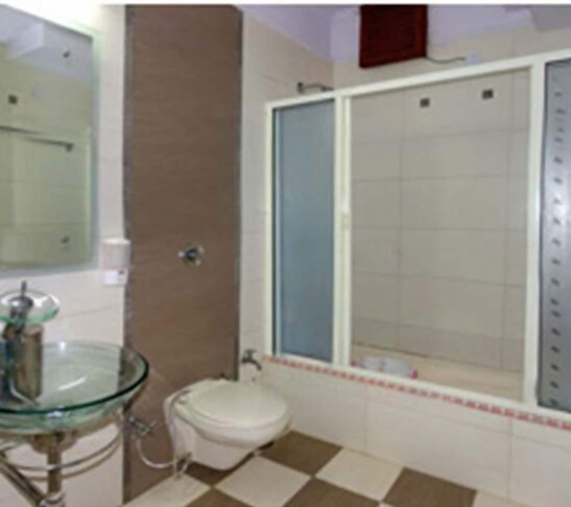 Equipamiento de Habitación Delhi Heights