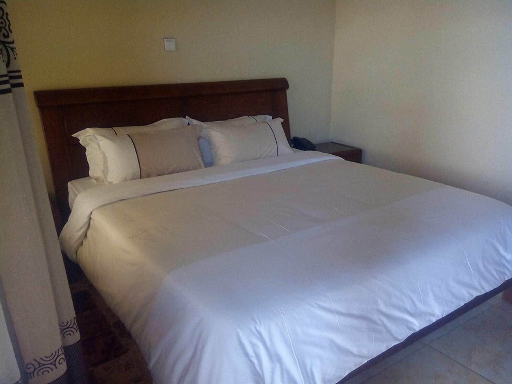 Habitación Landmark Suites Rwanda