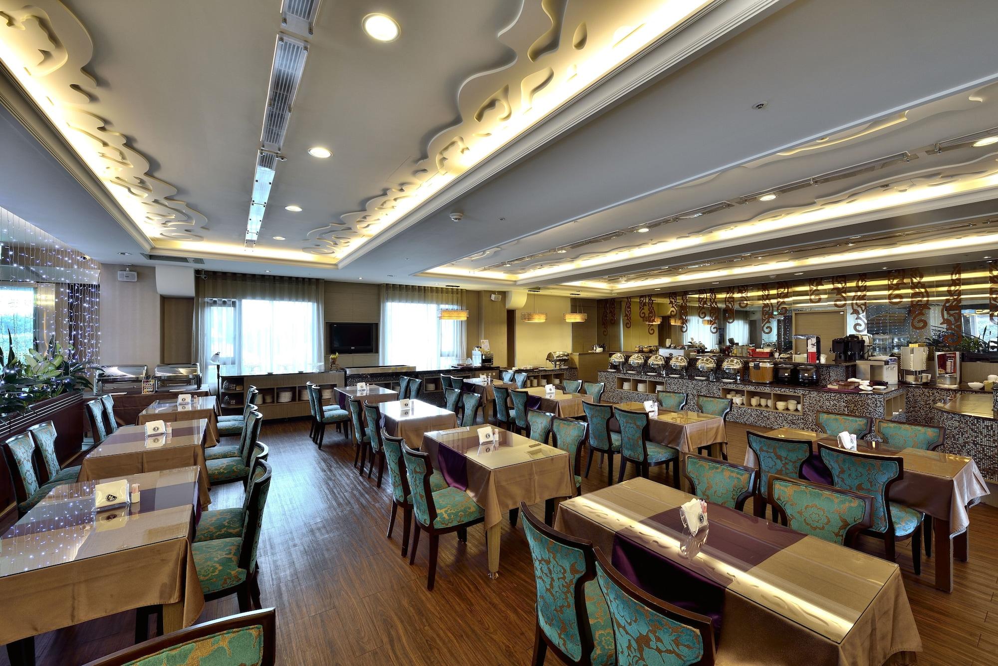 Bar/Salón Shinkansen Grand Hotel