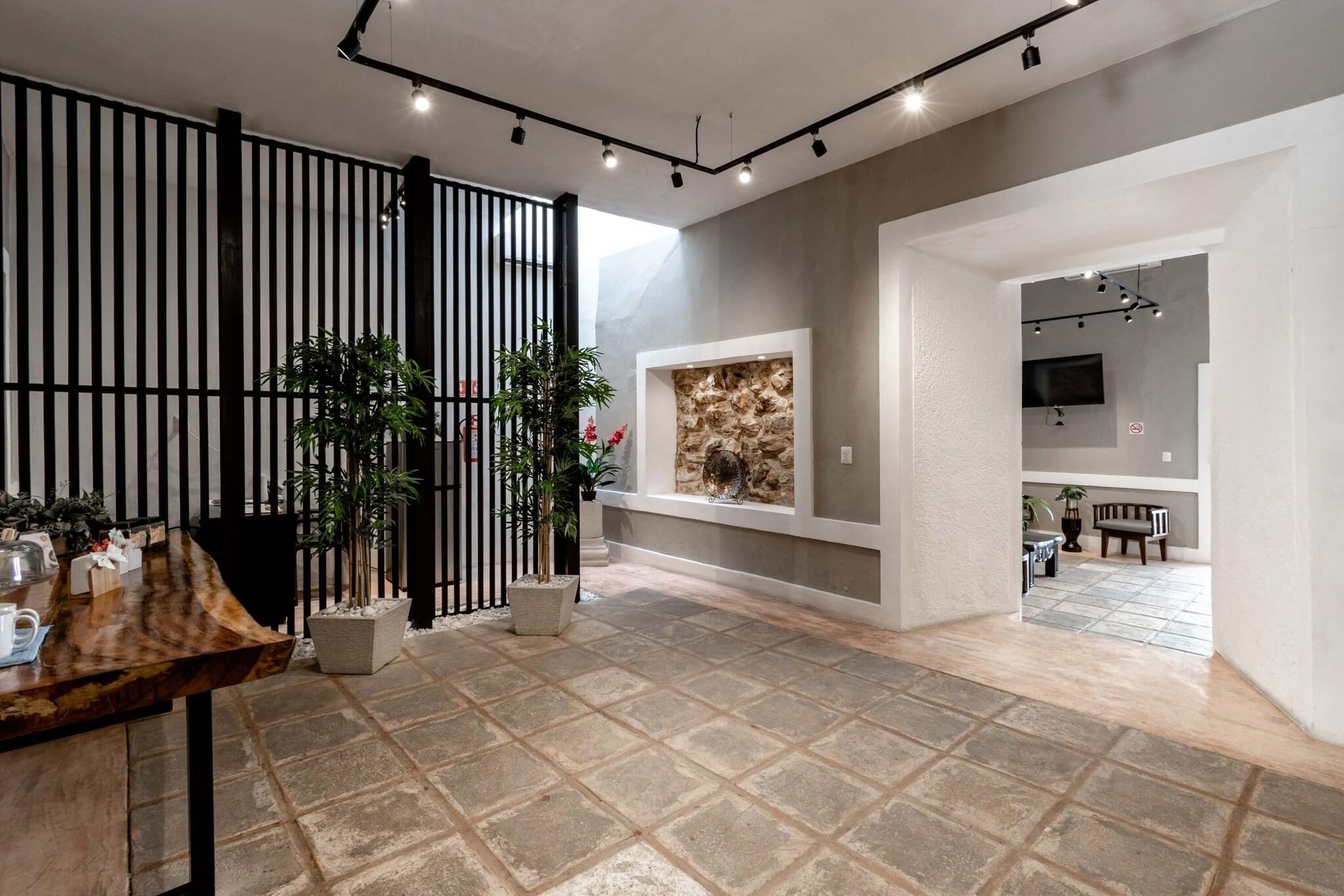 Vista Lobby Hotel Colonial Zaci By Guruhotel