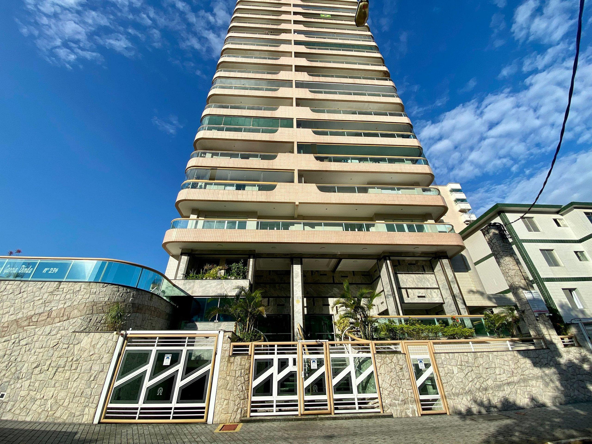 Vista da fachada T041- Edifício Dinda l