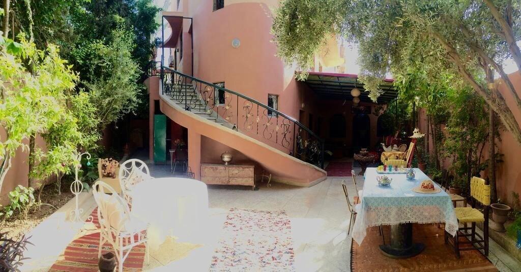 Vista Lobby Hostel Villa Red City