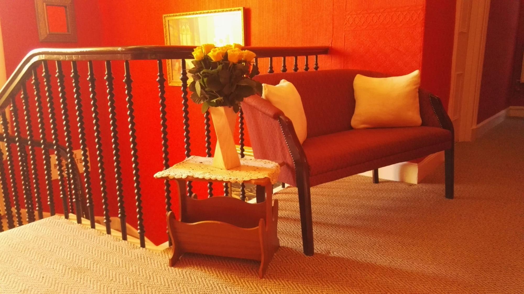 Varios Victoria Hotel