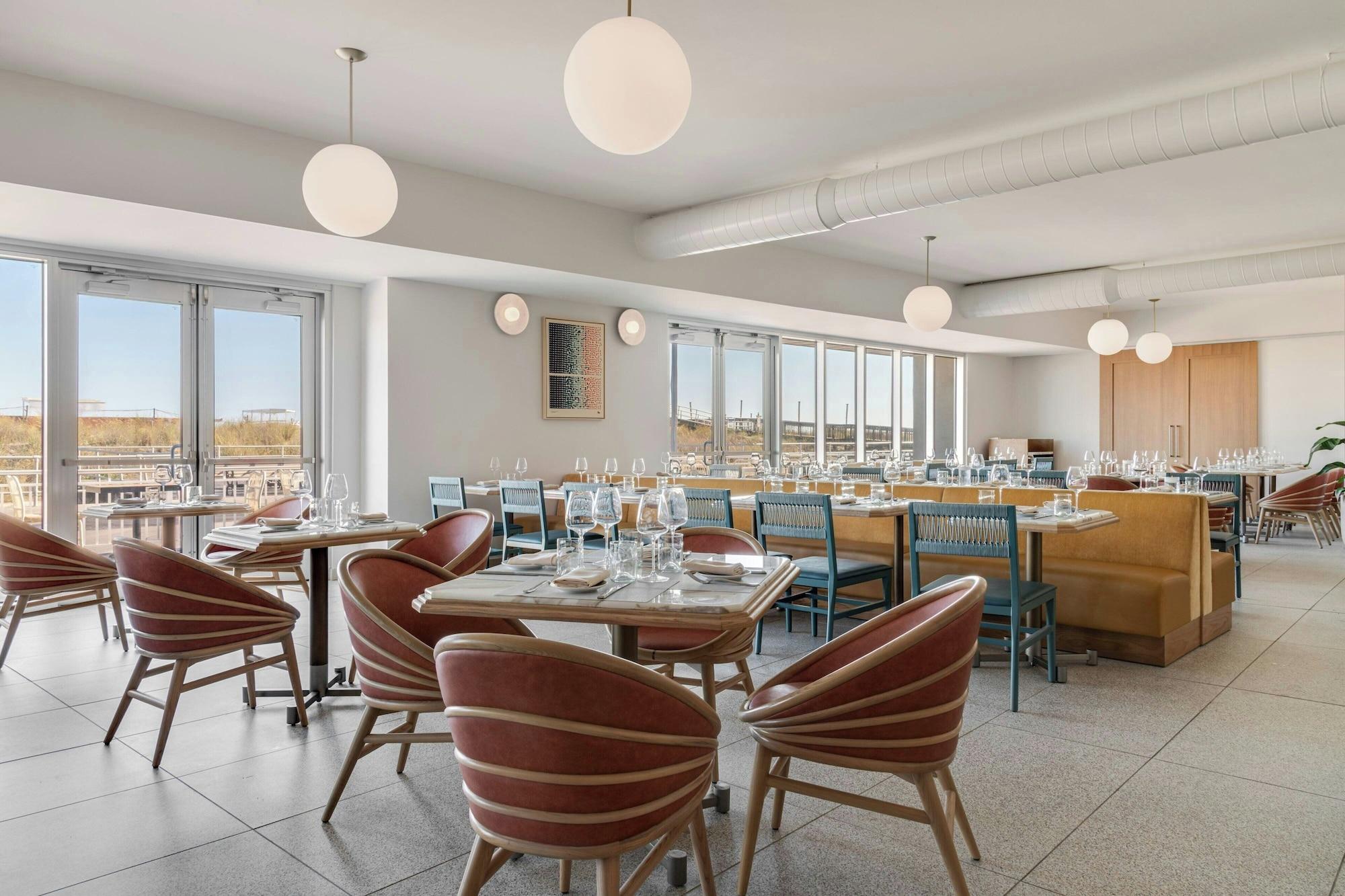 Restaurant The Seahaus Hotel, Atlantic City Boardwalk, a Tribute Portfolio Hotel