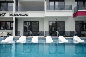Alojamiento - Aeonian Luxury Suites Asprovalta