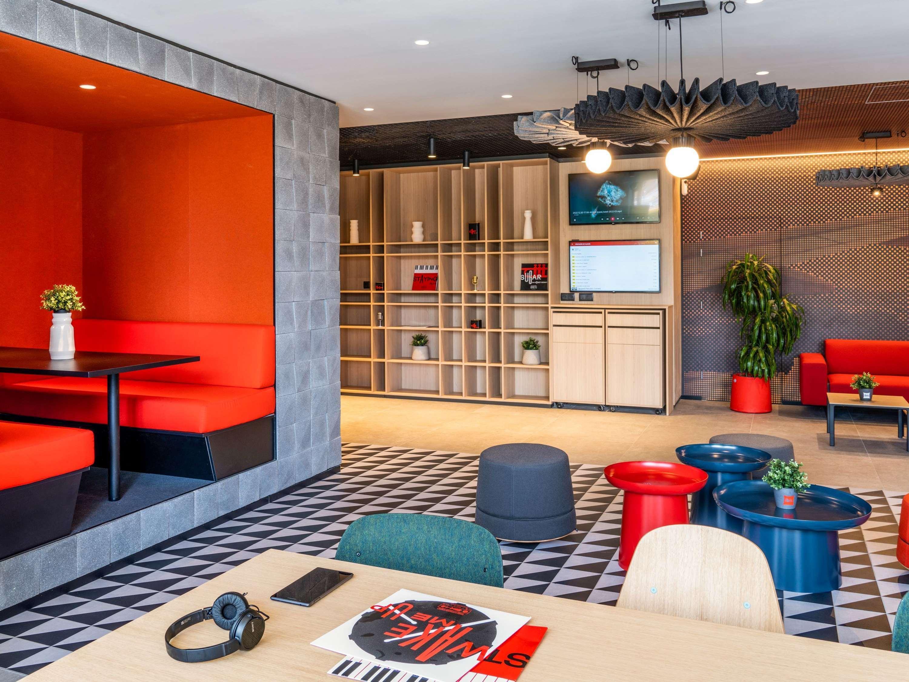 Bar/Salón ibis Barcelona Aeropuerto Viladecans