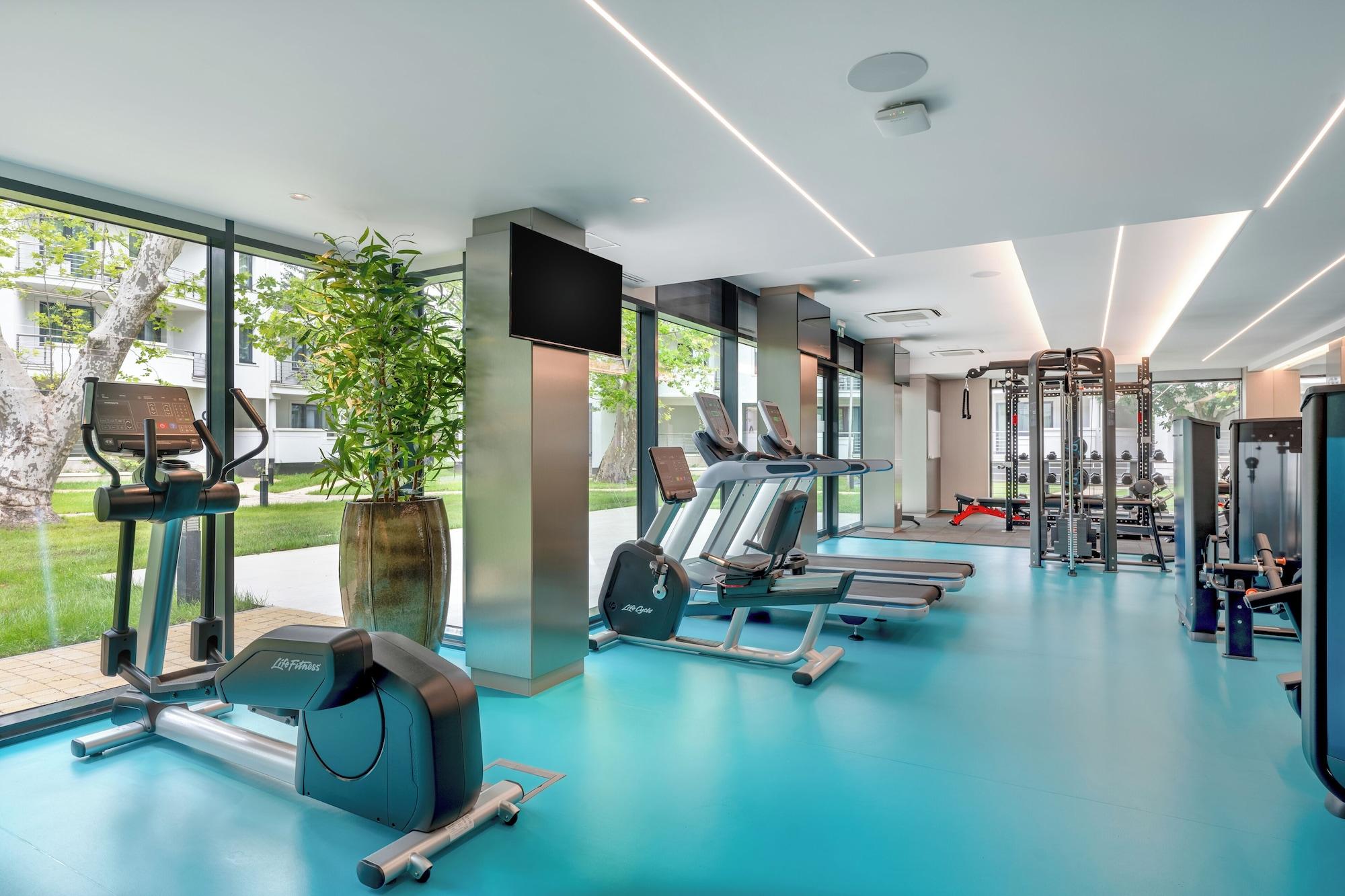 Gimnasio Kenese Bay Garden Resort & Conference Hotel