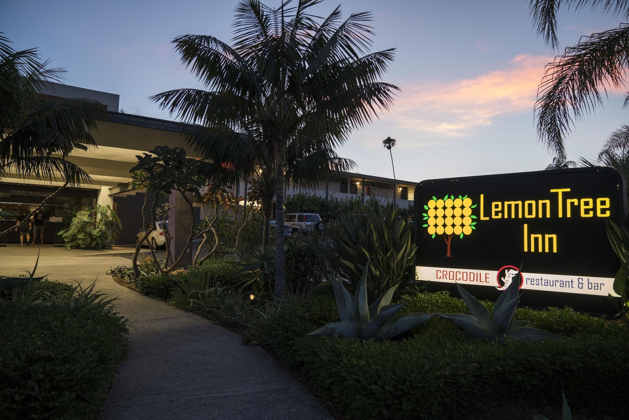 Vista Exterior Lemon Tree Inn