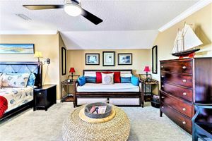 Alquiler Vacacional - A pet friendly luxury resort style home.