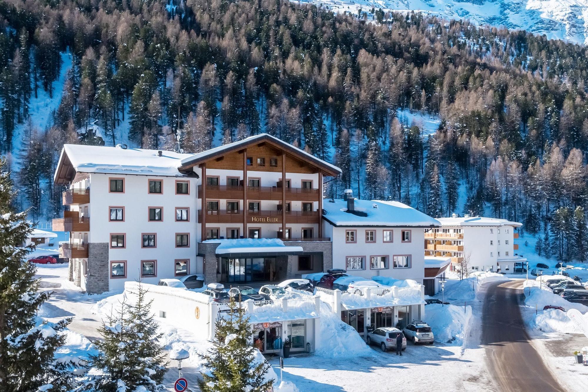 Vista Exterior Hotel Eller