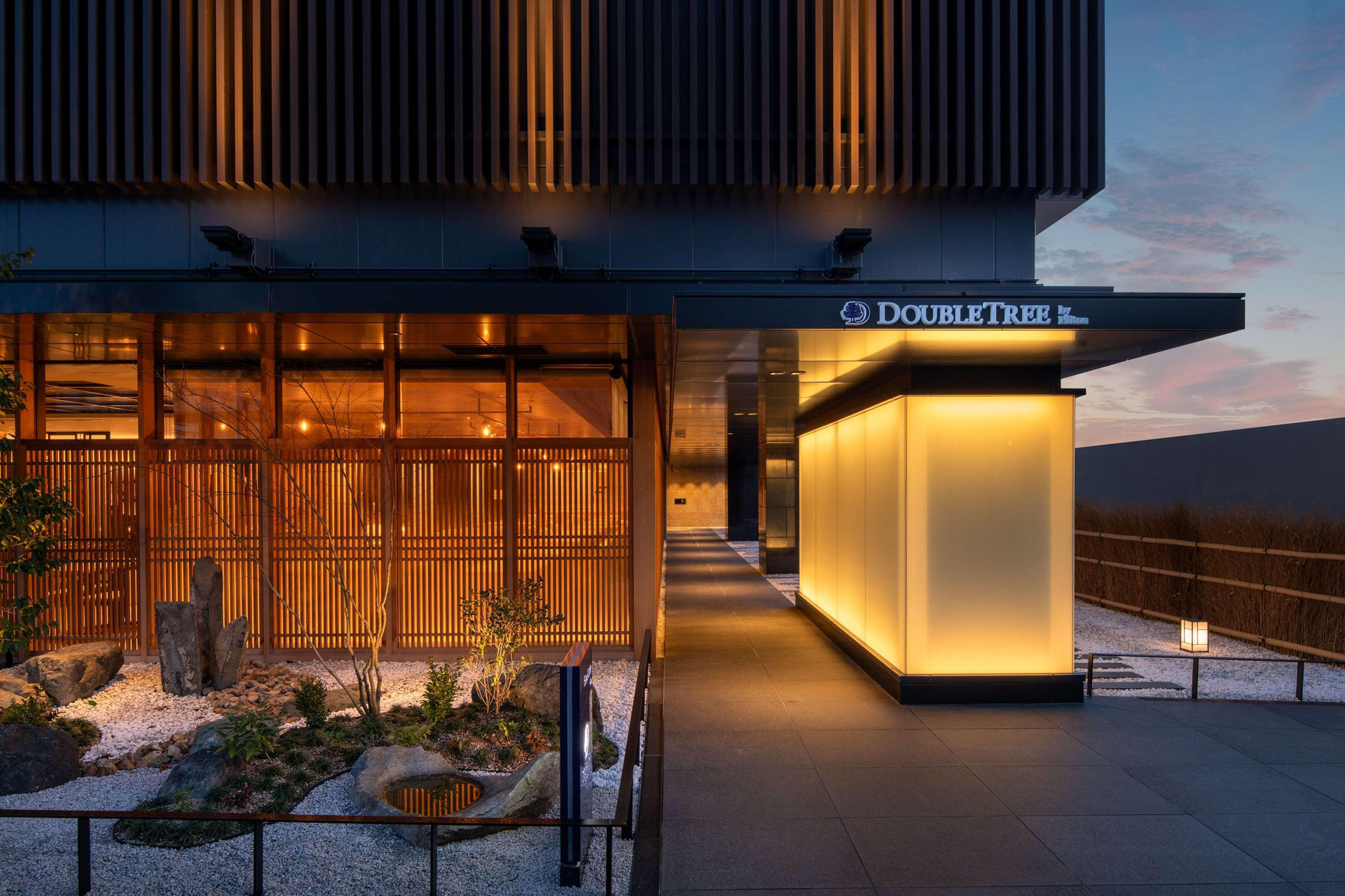 Vista Exterior DoubleTree by Hilton Kyoto Station