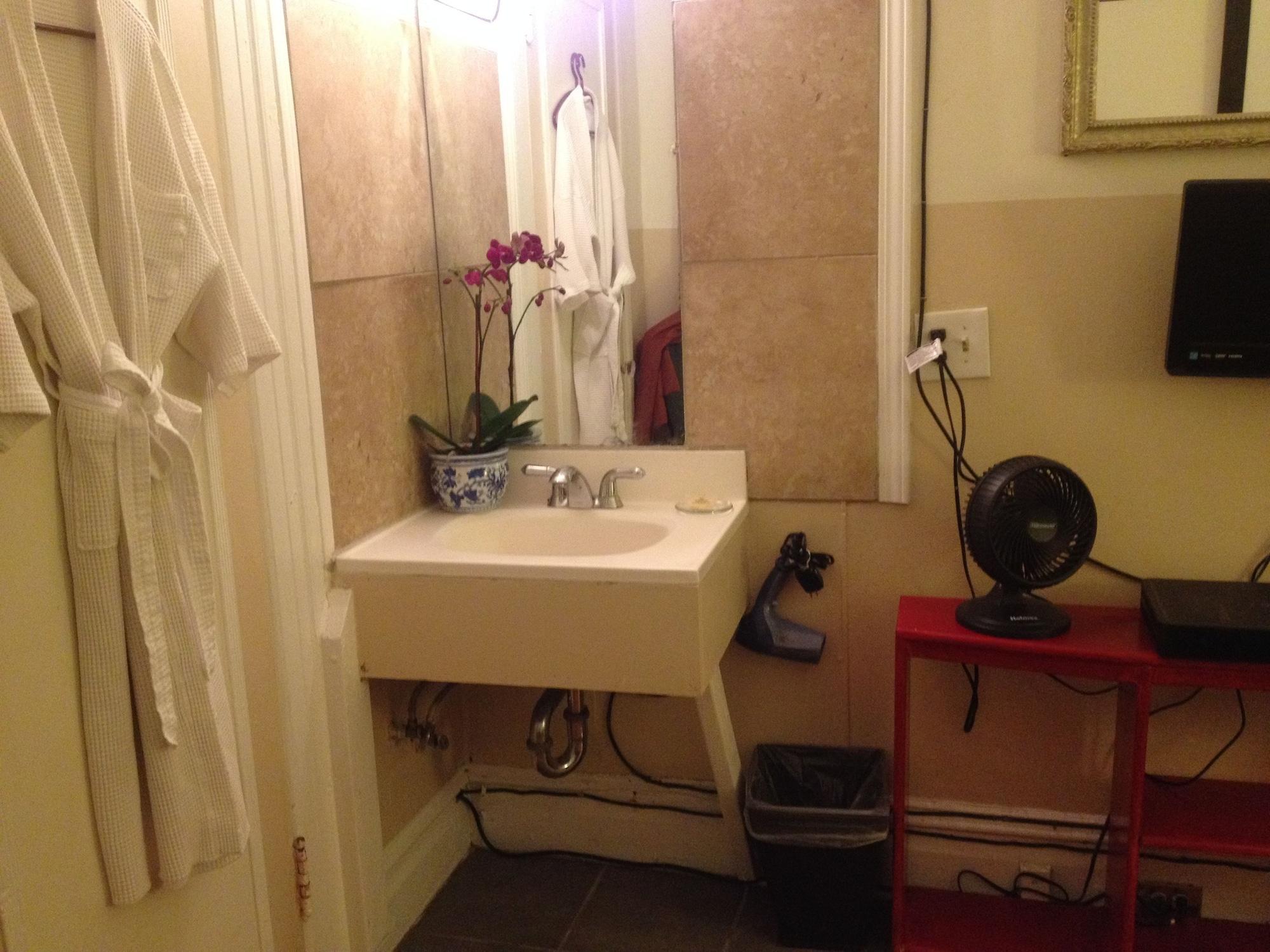 Equipamiento de Habitación Luz Hotel