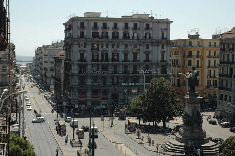 Vista da fachada Hotel Nuovo Rebecchino