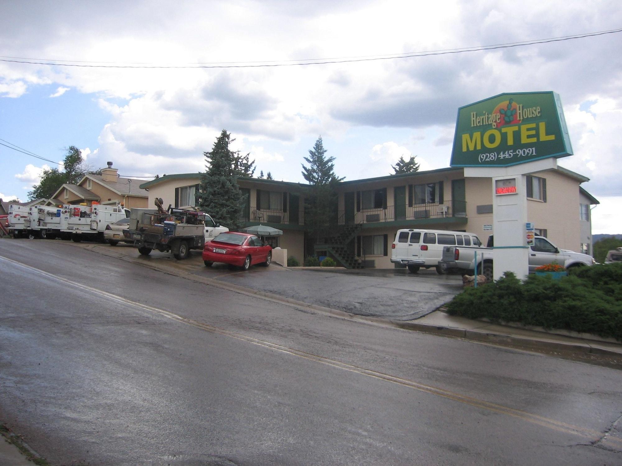 Varios Heritage House Motel