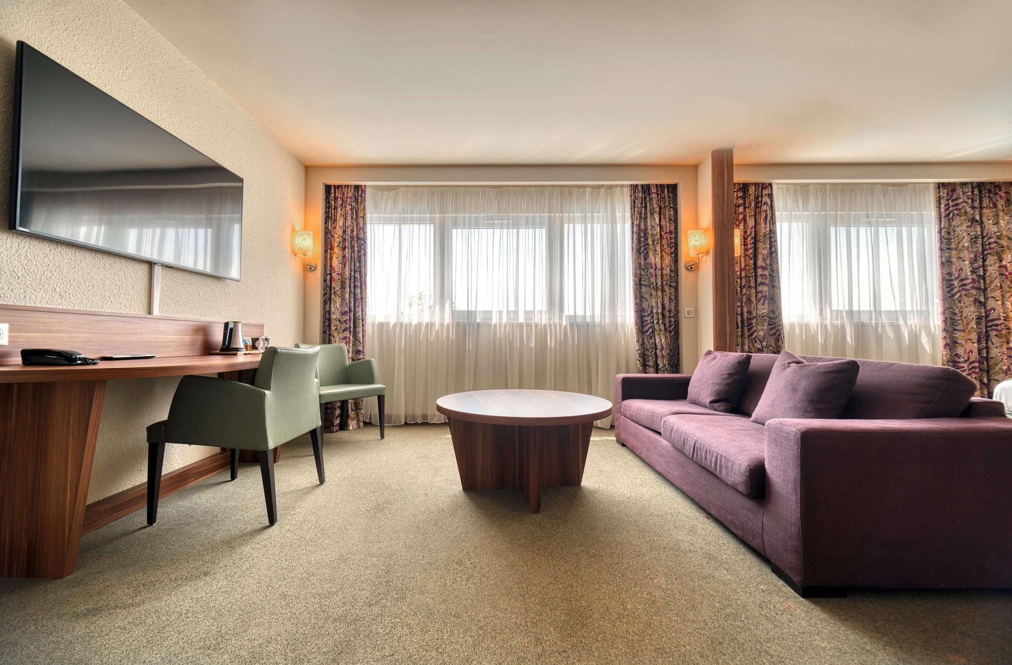 Habitación KYRIAD PRESTIGE MULHOUSE - Basel