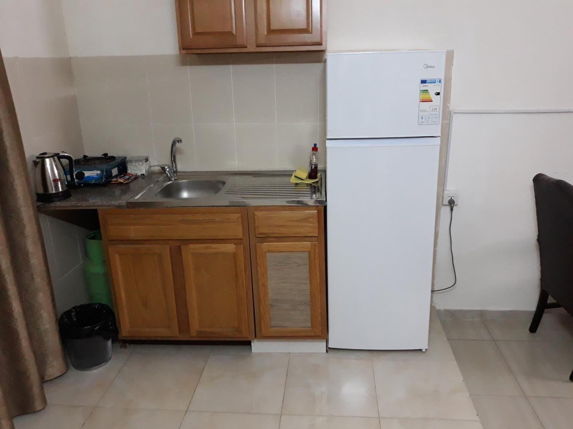 Equipamiento de Habitación Al Qatal Building