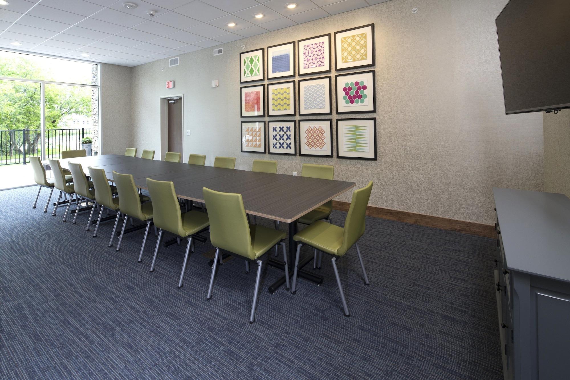 Sala de Reuniones Holiday Inn Express & Suites Alpena - Downtown by IHG