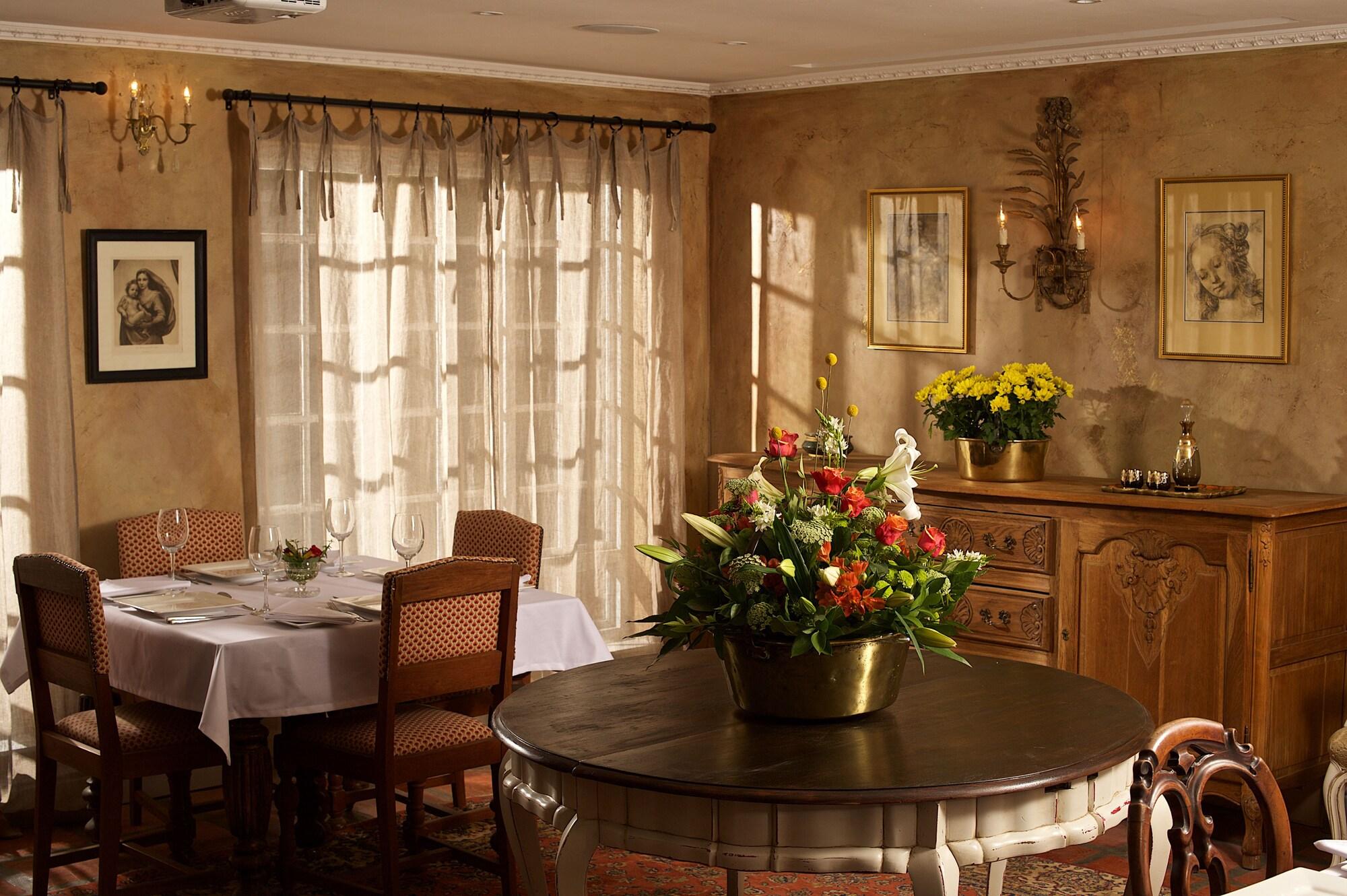 Restaurant Baruch Guesthouse on Lovell