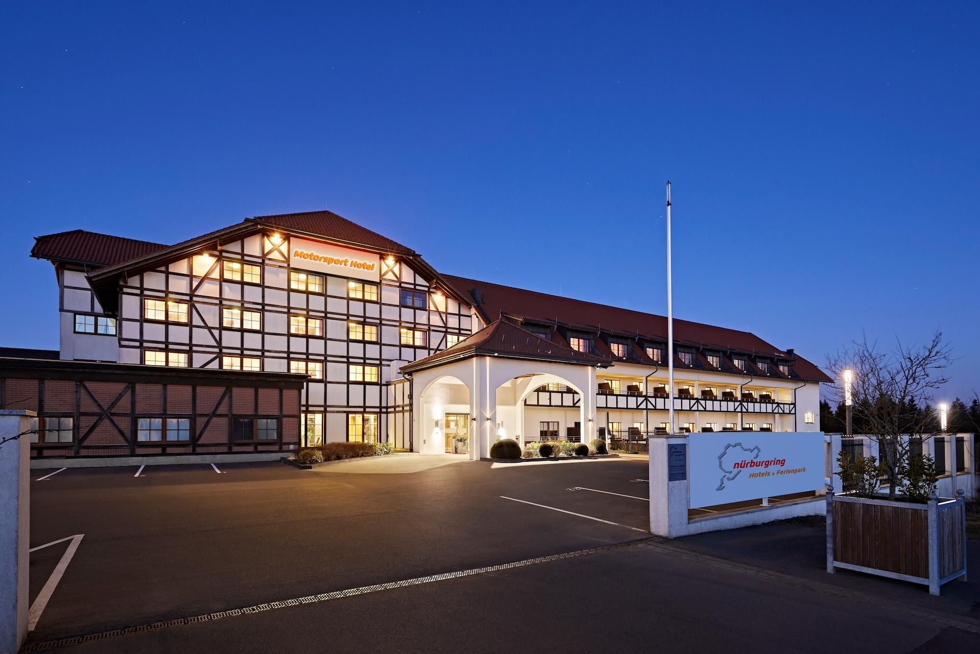 Varios Nürburgring Motorsport Hotel