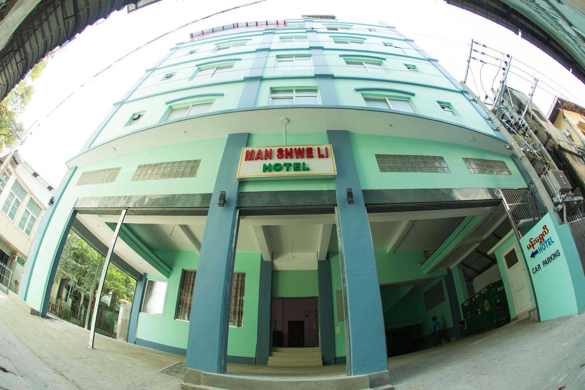 Vista Exterior Man Shwe Li Hotel