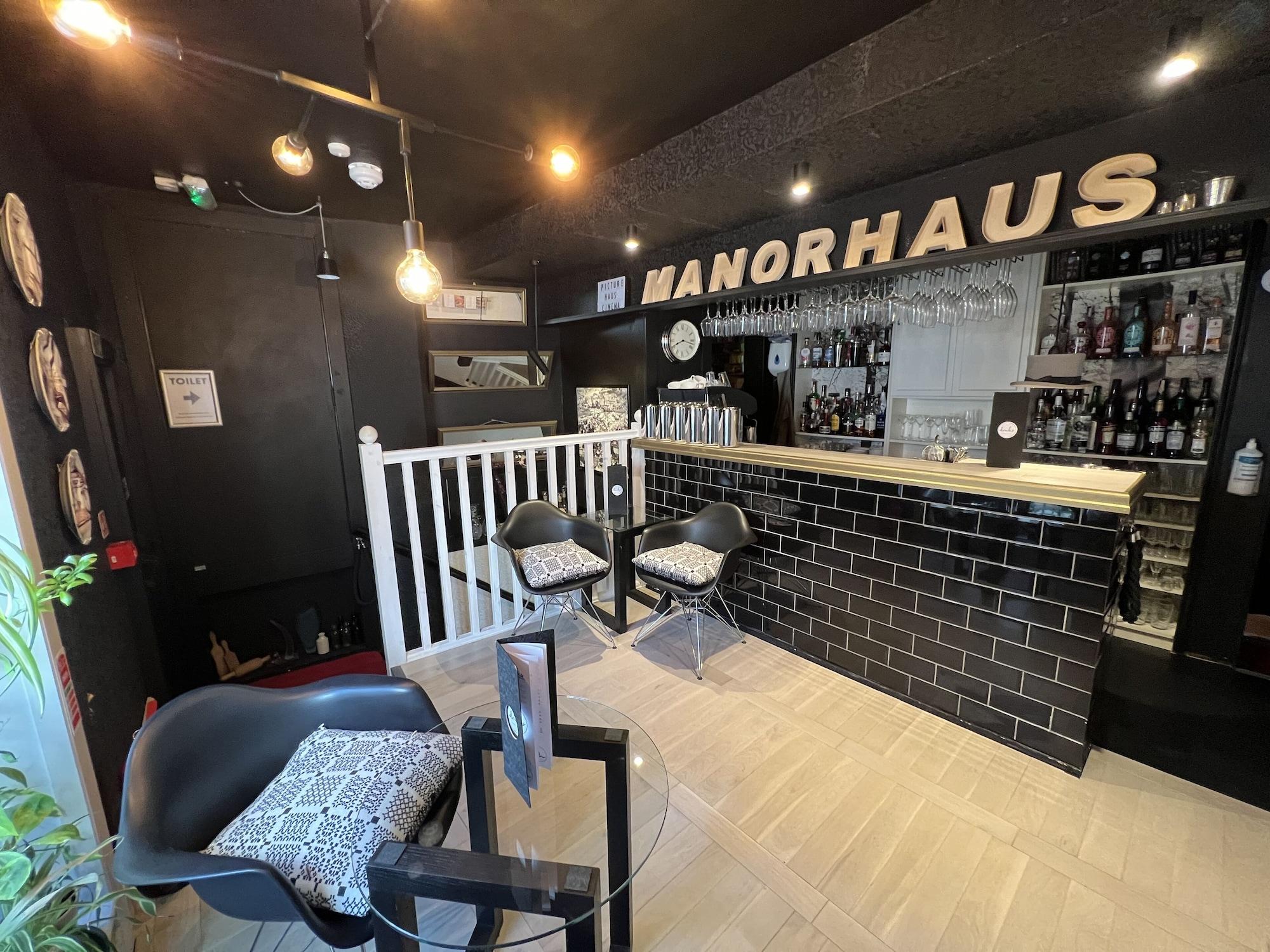 Bar/Salón Manorhaus Ruthin