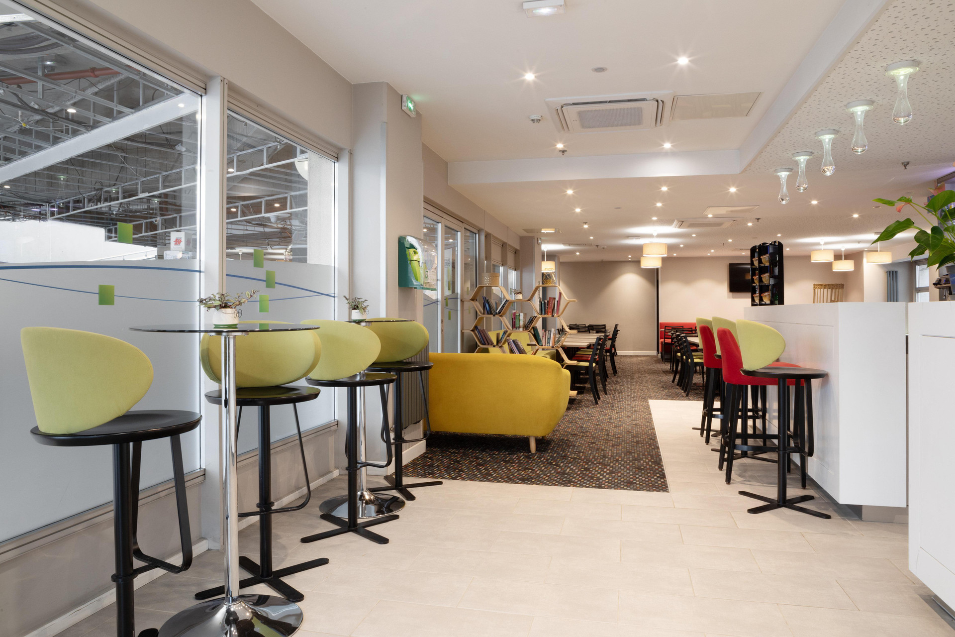 Vista Lobby Holiday Inn Express Amiens by IHG