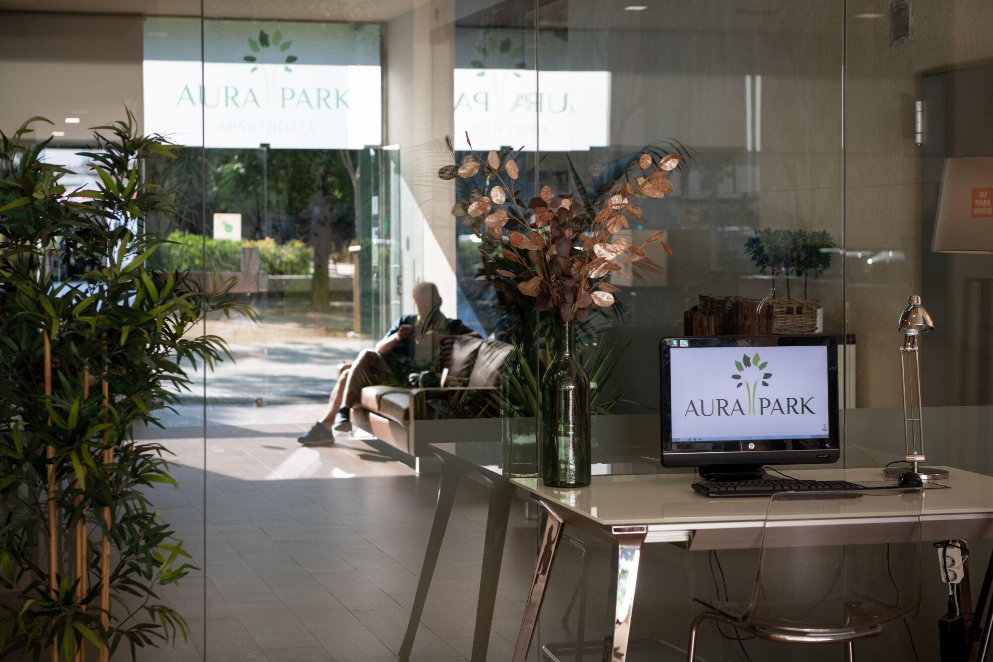Vista Lobby Aparthotel Aura Park Fira Barcelona