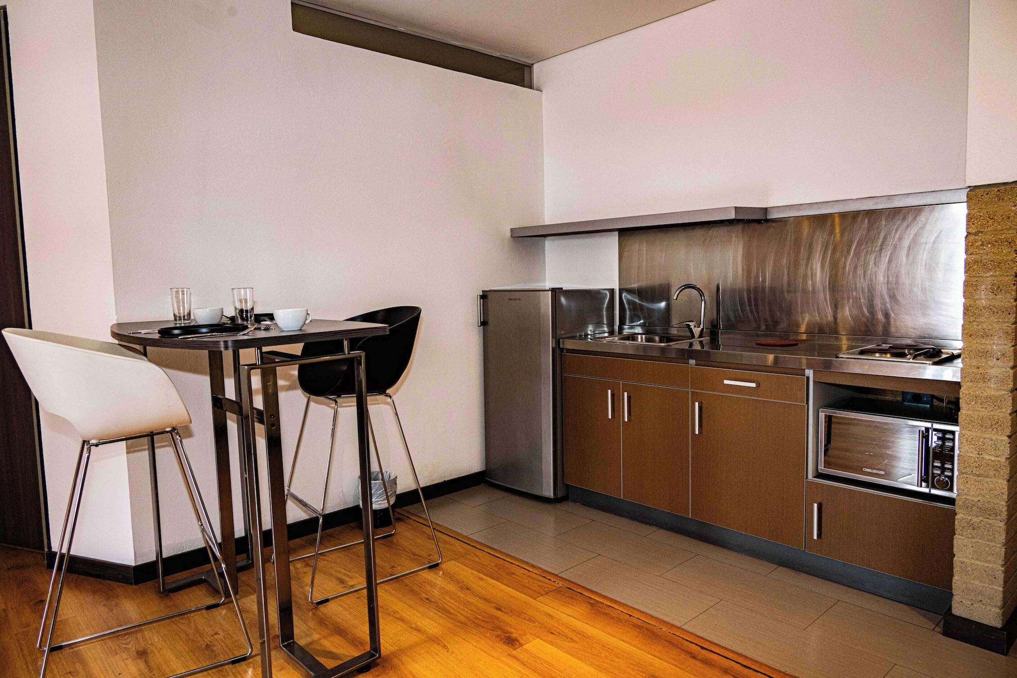 Equipamiento de Habitación 617 Living Chapinero