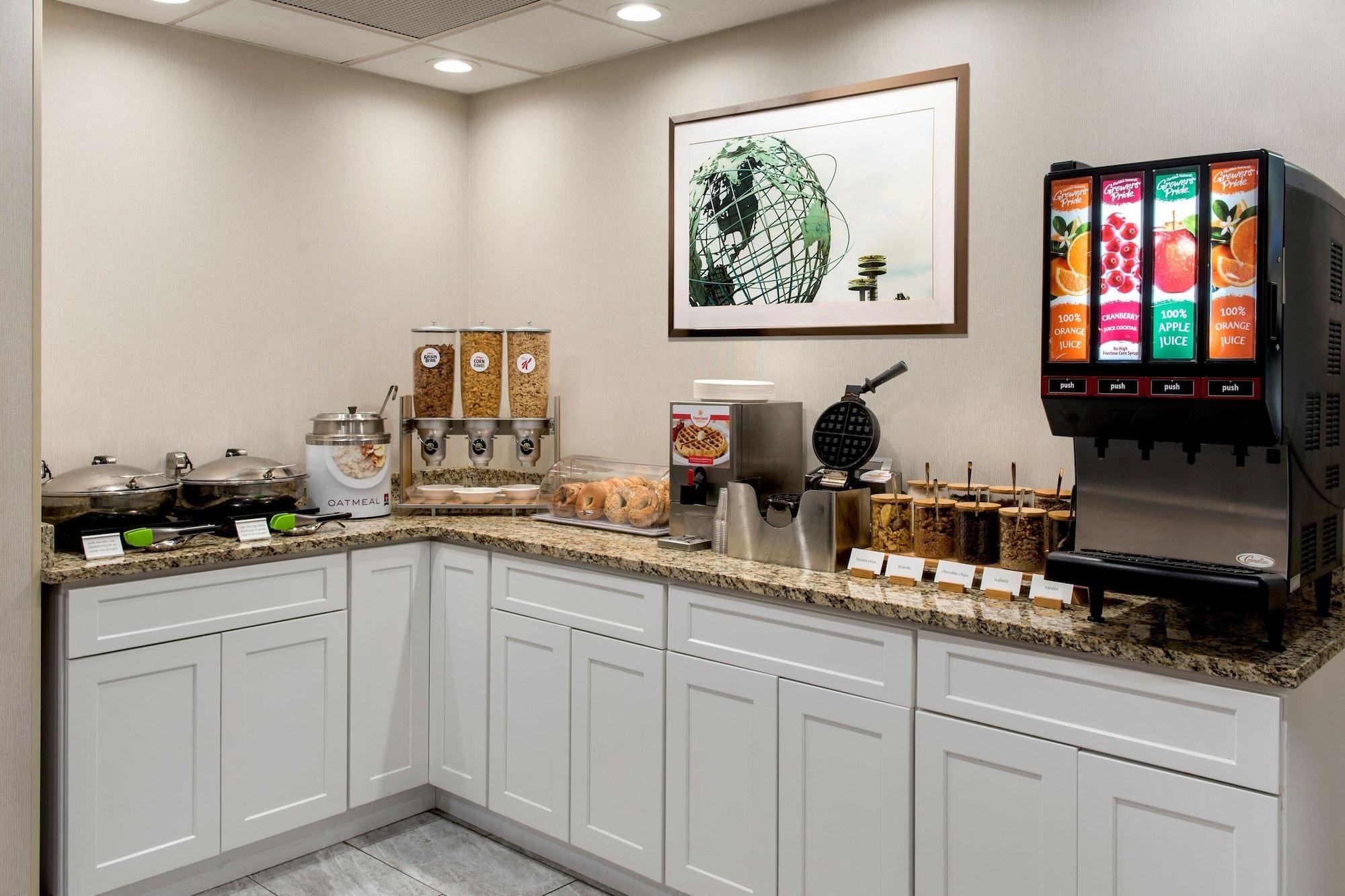 Restaurant Fairfield Inn by Marriott LaGuardia Airport/Flushing