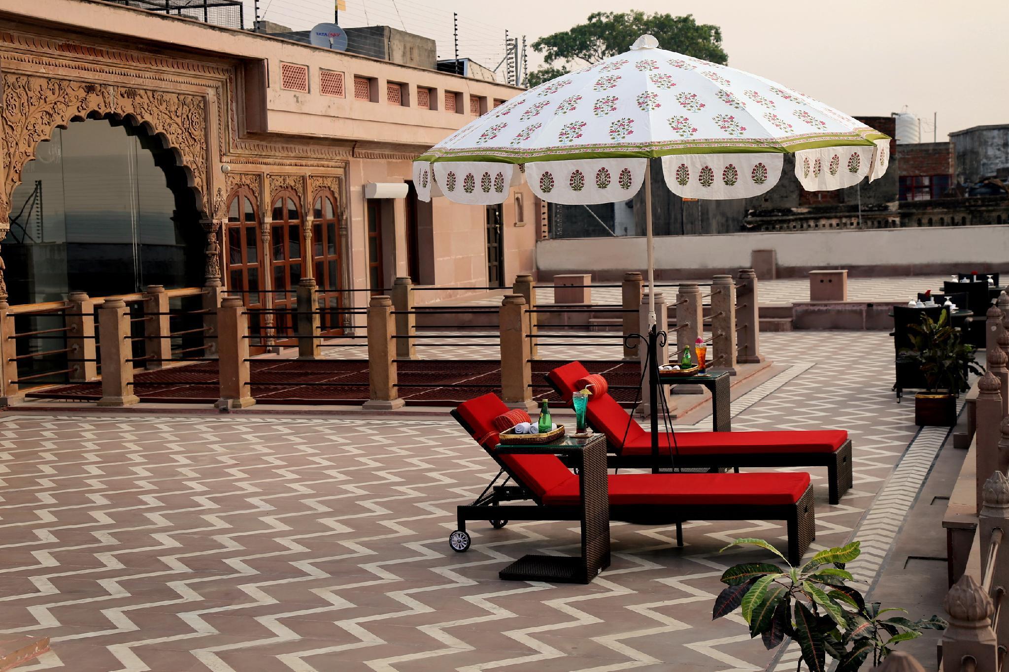 Restaurant Brijrama Palace A Heritage Hotel