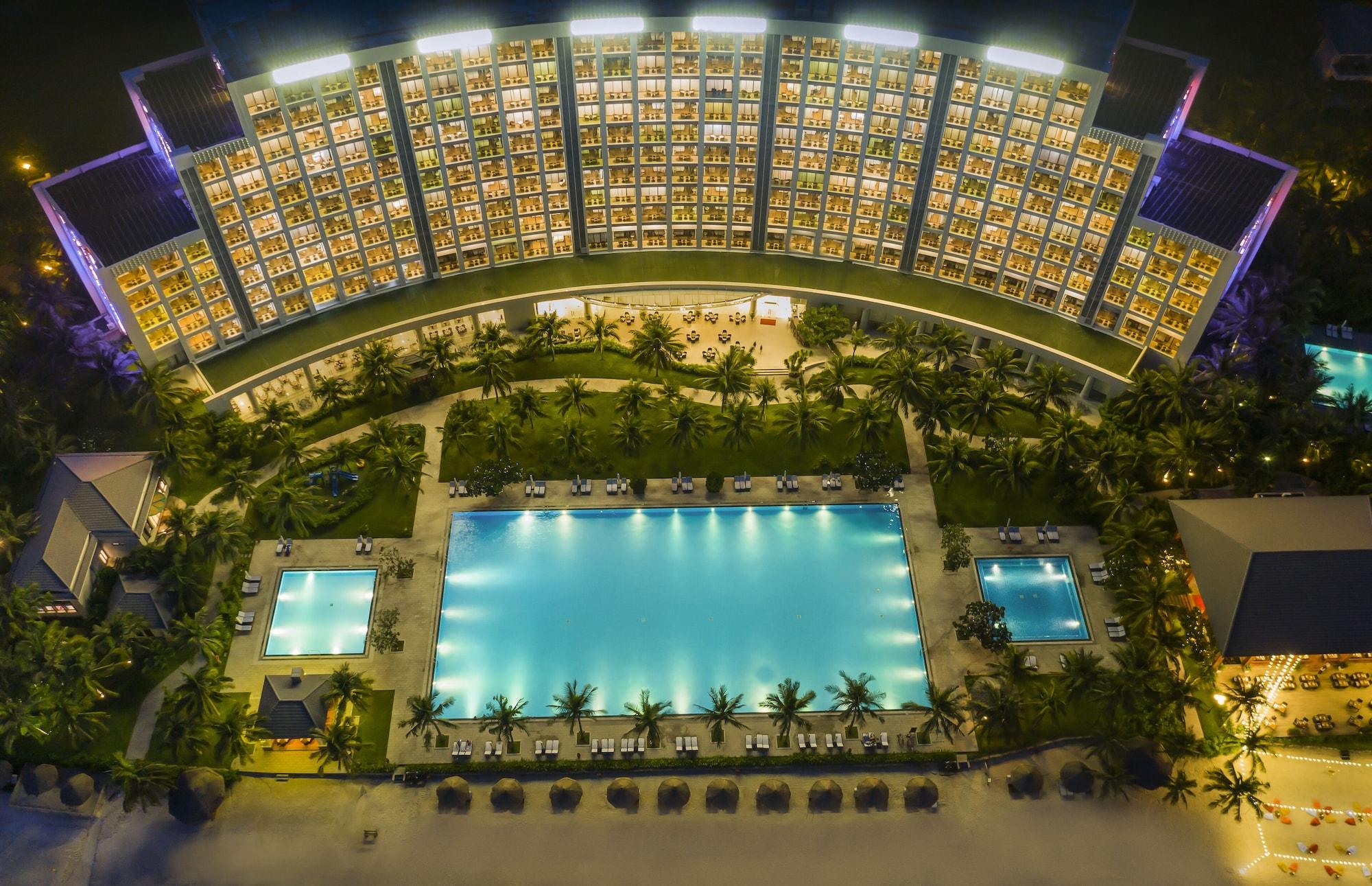 Vista Exterior Vinpearl Resort & Spa Nha Trang Bay