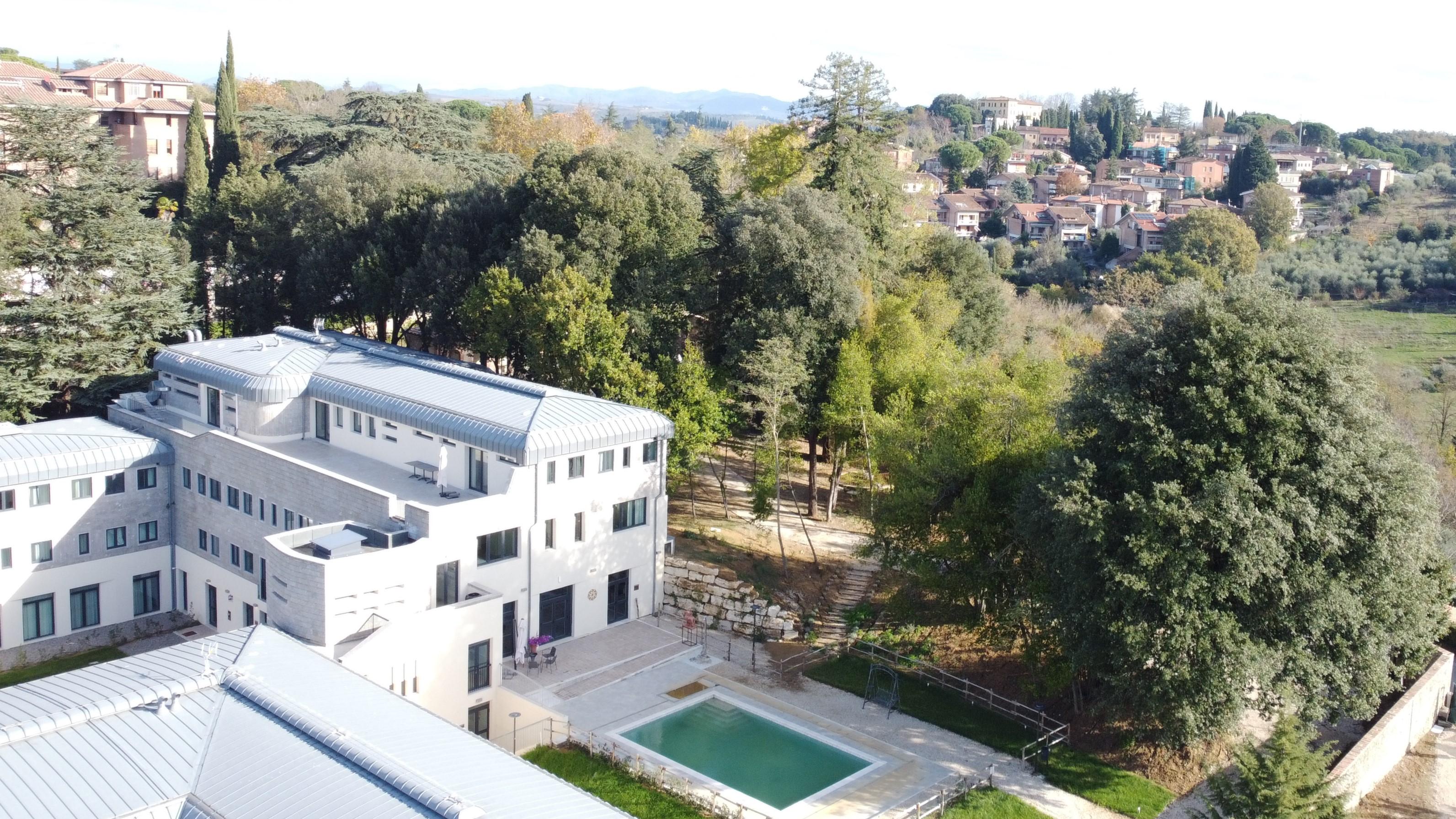 Vista Exterior Siena Hills Apartments