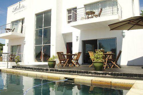 Vista Exterior Aristotle Guest House