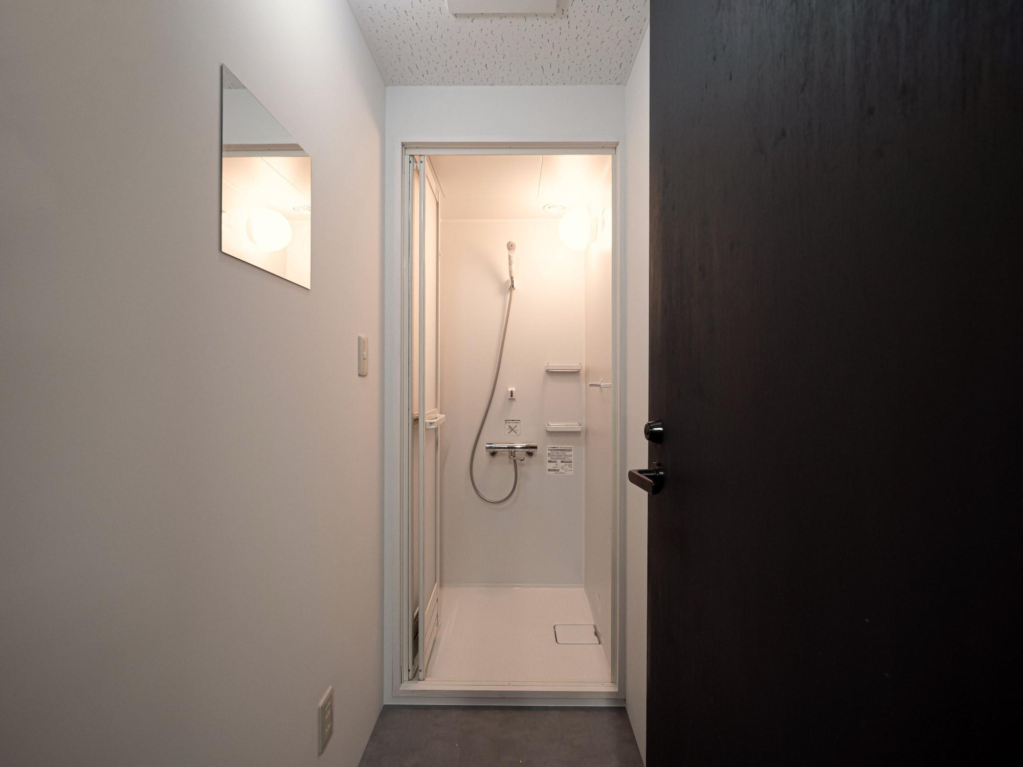 Equipamiento de Habitación BENCH - Hostel