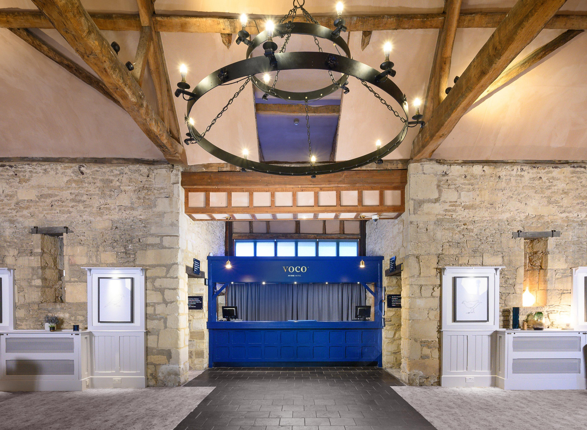 Vista Lobby voco Oxford Thames by IHG