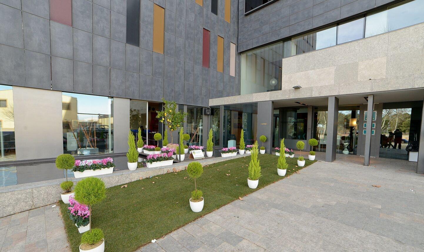 Vista Exterior Blu Hotel Almansa