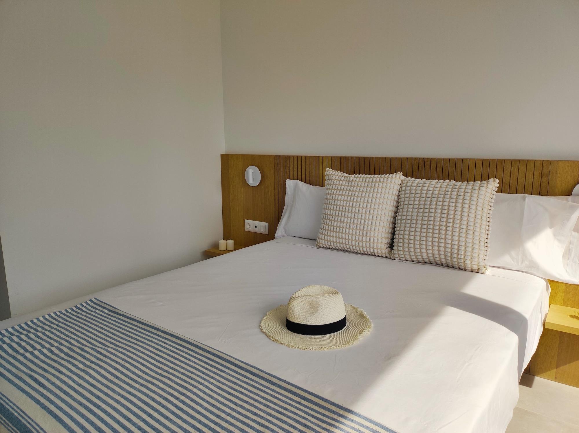 Varios MYO Barcelona Hotel & Apartments