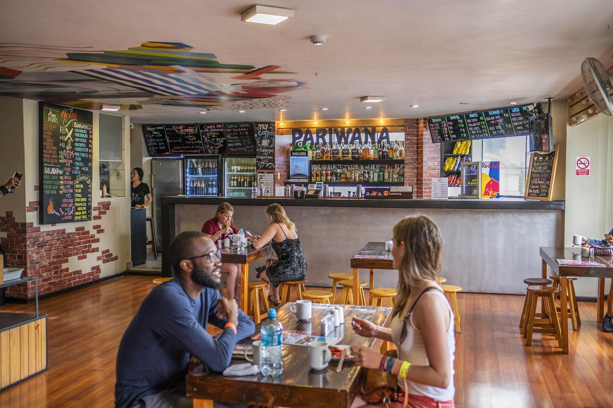 Restaurant Pariwana Hostel Lima - Adults only
