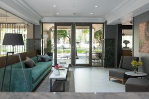Alojamiento - Portal Plaza Suites