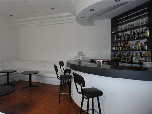 Bar/Salón Hotel Granada