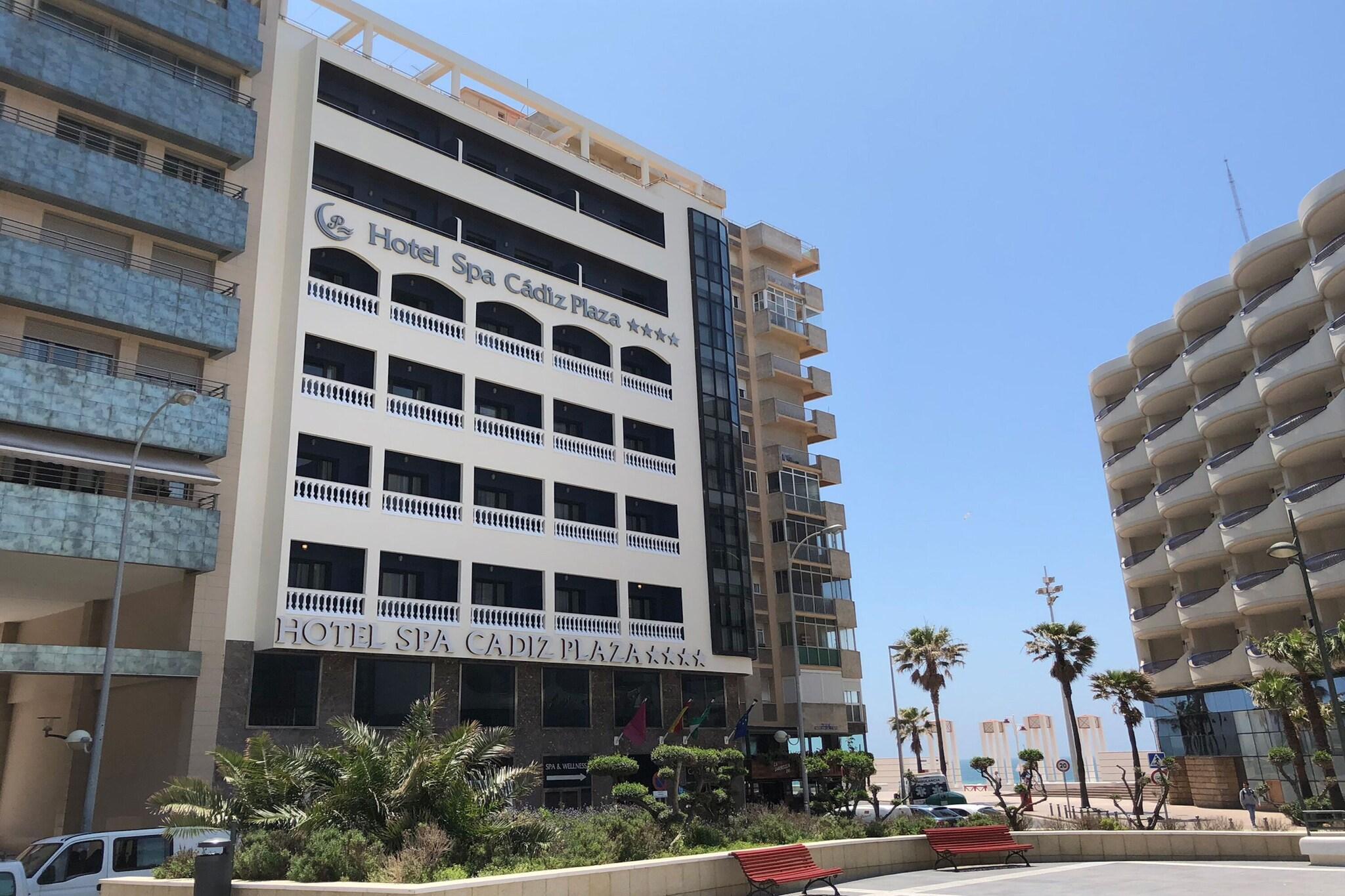 Vista Exterior Hotel Spa Cádiz Plaza